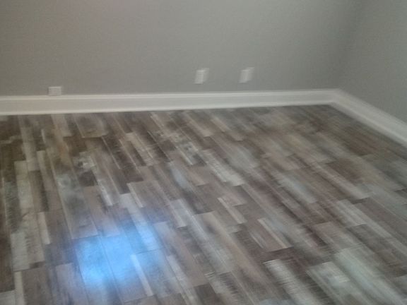 3rd image of 3728 Niagara Dr