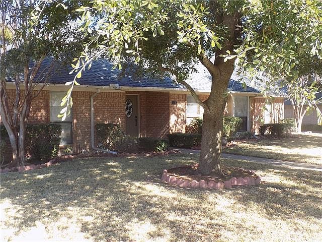 1st image of 306 Bryan Pl