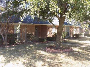 306 Bryan Pl, Cedar Hill, TX 75104