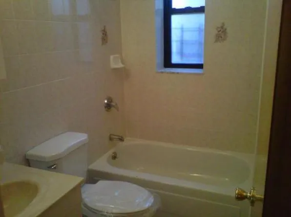 1758 78th St, Brooklyn, NY 11214
