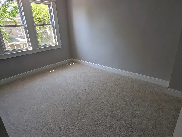 616 Montpelier St — Photo 13
