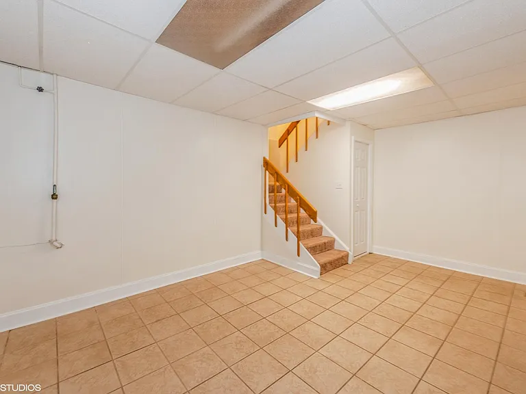 19 Mooring Ct — Photo 14