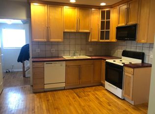 320 Walnut Ave, Wheeling, IL 60090