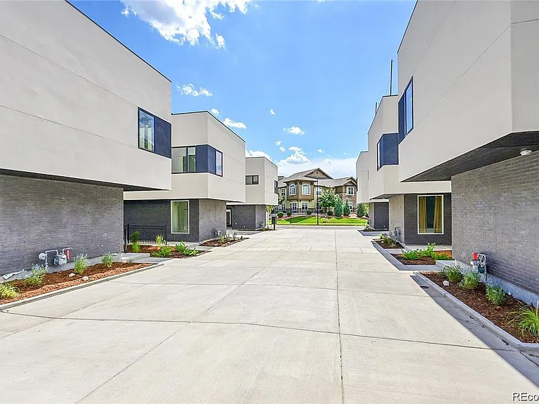 10187 W 38th Ave — Photo 23