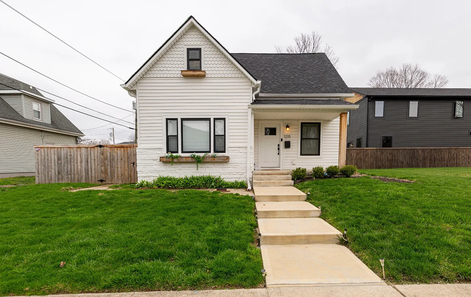2 bed, 1.5 bath, 1268 sqft, $1,800 — Photo 1