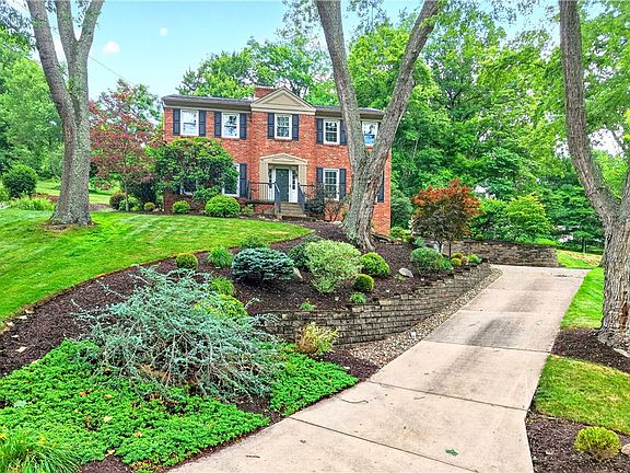 2nd image of 195 Gateshead Dr