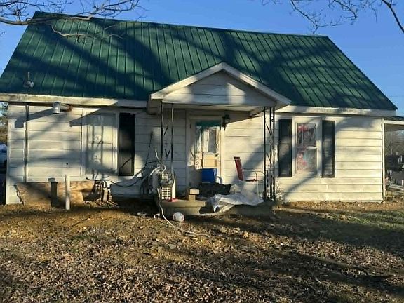 4th image of 9842 Russell Springs Rd