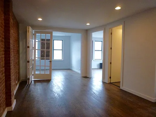 Rented by Bohemia Realty Group | media 19