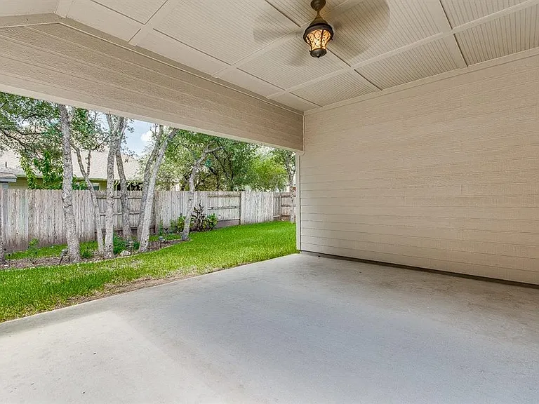 609 Walsh Hill Trl — Photo 28