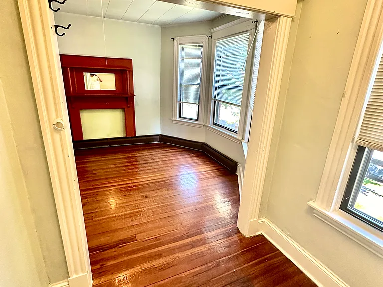 365 Franklin Ave #2S — Photo 17