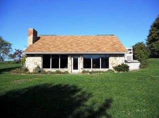 225 Lahrs Rd, Northumberland, PA 17857