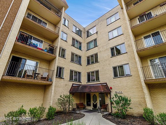 2nd image of 6433 W Belle Plaine Ave APT 301