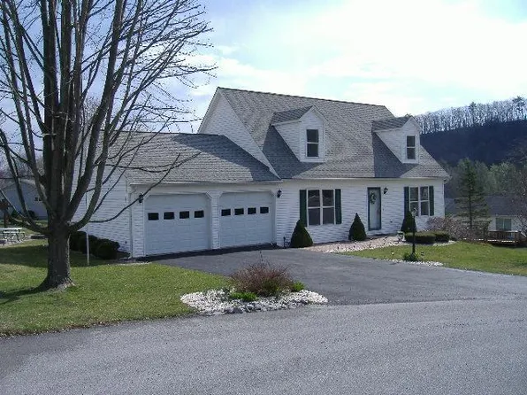 5955 Hartman Ct, Huntingdon, PA 16652