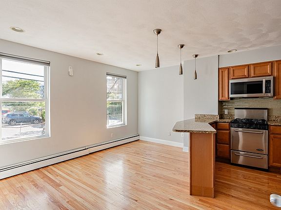 5th image of 30 Haynes St #1