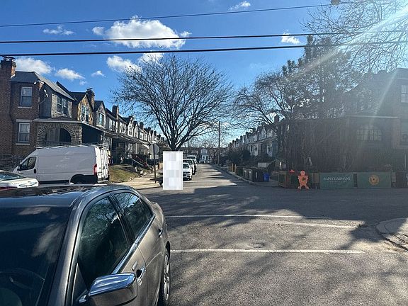5th image of 4603 Fernhill Rd