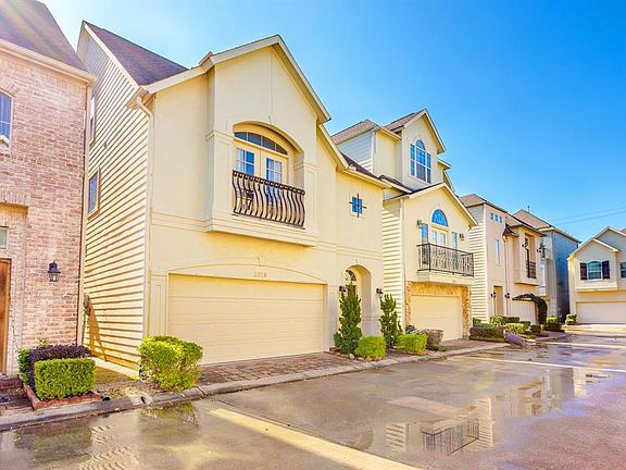 3rd image of 2619 Edgefield Lakes Dr