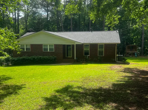 102 Barksdale Dr, Washington, GA 30673