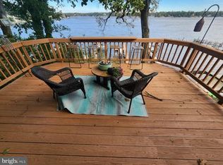 332 S Riverside Dr, Crownsville, MD 21032
