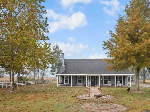 1470 Highway 67, Slaughter, LA 70777