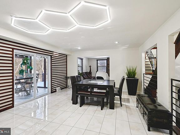 4th image of 700 Camp Woods Rd