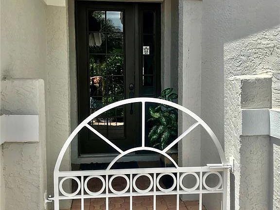 3rd image of 5127 Hanging Moss Ln