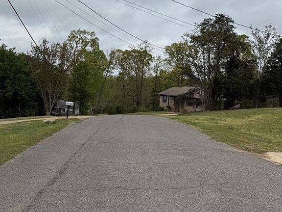 4th image of 11766 Wedgewood Ln