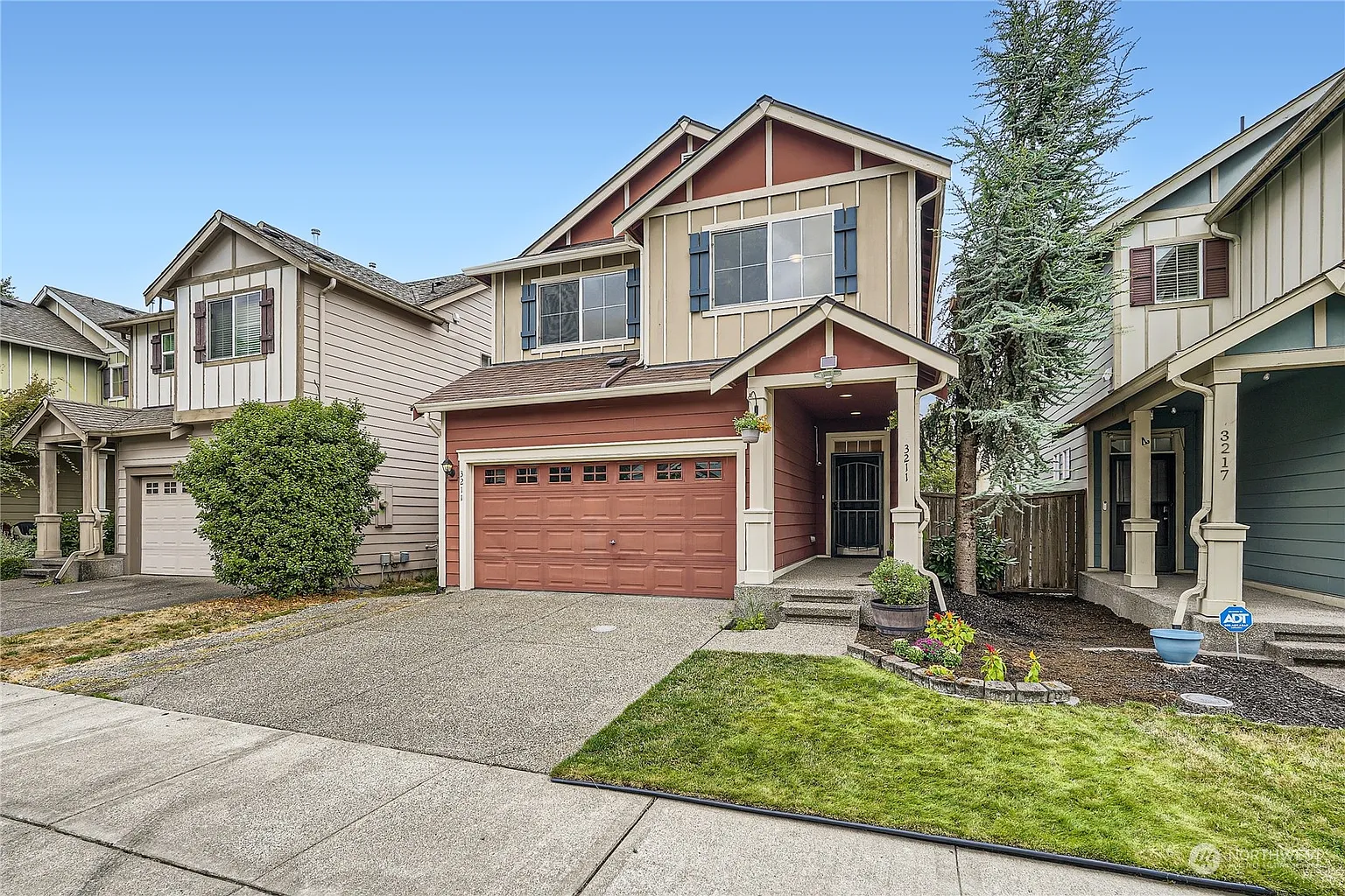 3211 Destination Avenue E photo 1