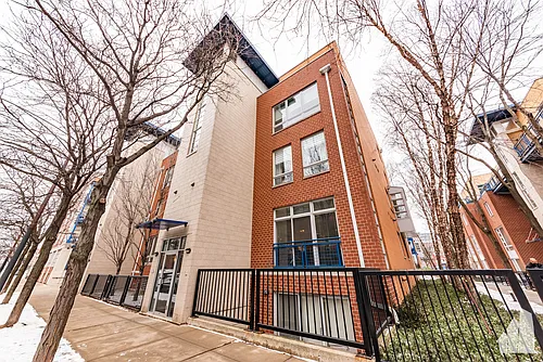 23 N Racine Ave #406 Photo 1