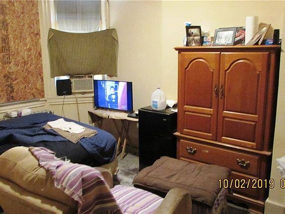 5th image of 33 Riverview Pl