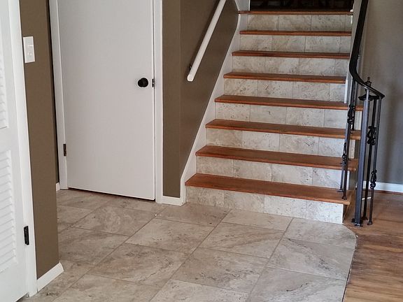 2nd image of 2627 Kimberly Dr