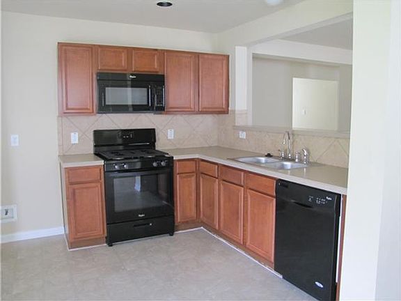 Kitchen with sparkling new appliances