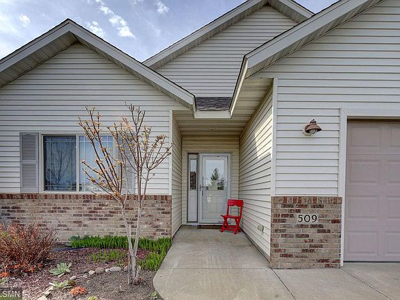 2nd image of 509 Graceview Dr E