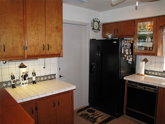 4th image of 1854 Paradise Ln