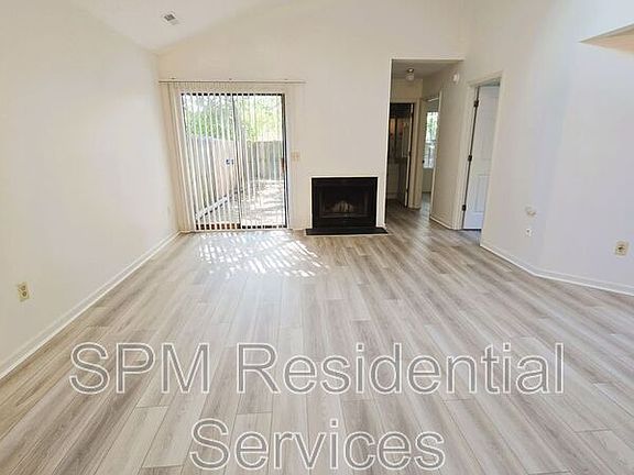 3rd image of 1180 Shipyard Blvd