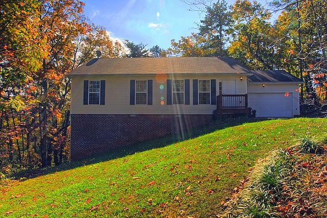 1st image of 537 Ethyelyn Ln
