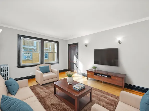 1925B Grove Ave #R1-309, Berwyn, IL 60402