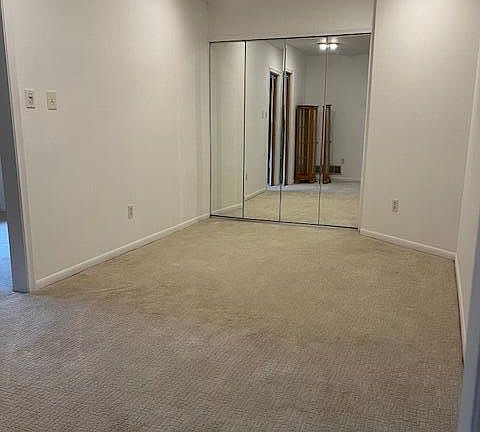 5th image of 25280 Pimlico Ct