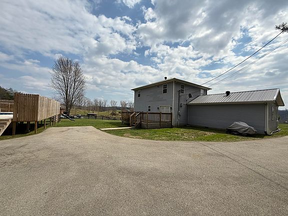 2nd image of 504 Romans Rd