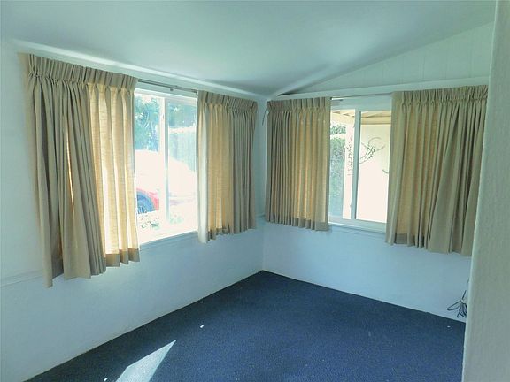 3rd image of 619 SW 16th Street
