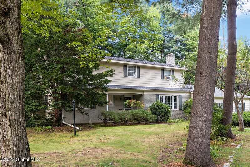 2nd image of 76 Blue Spruce Lane