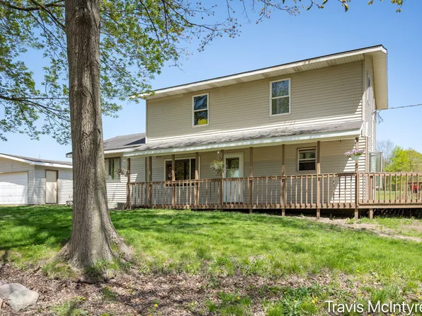 14018 S Locust Ave, Sand Lake, MI 49343