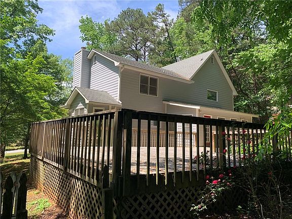 3rd image of 106 McKinley Cir