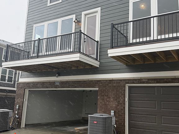 3rd image of 7430 Wetherington Ln
