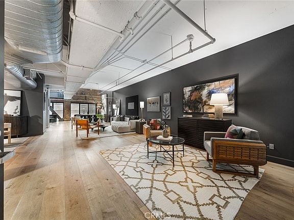 3rd image of 835 Locust Ave Unit 211