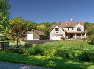 525 River Rd, Putnam, CT 06260