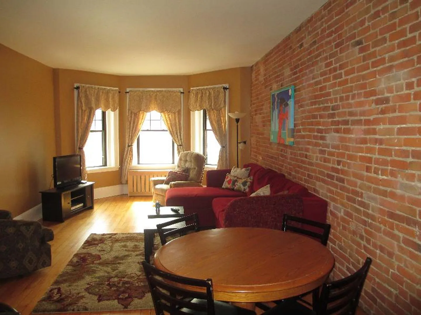 Renovated Allston 3 Bed/2 Bath With In-Unit Laundry — Photo 3