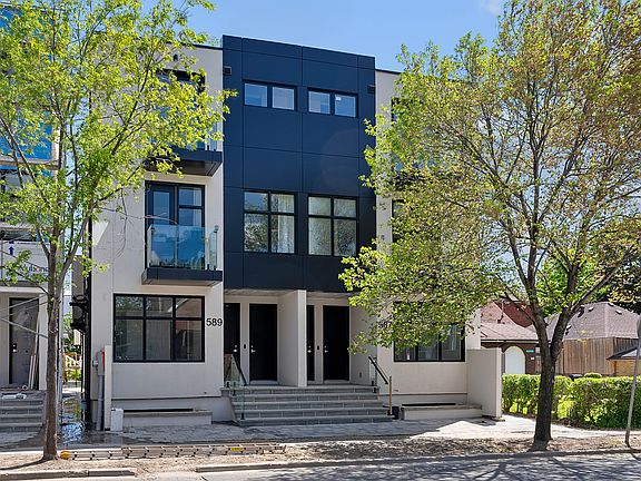 3rd image of 587 Oakwood Ave #1503133