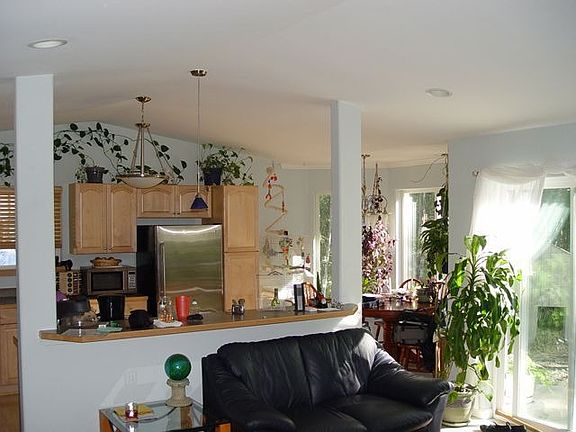 View of Kitchen/Nook from LR
