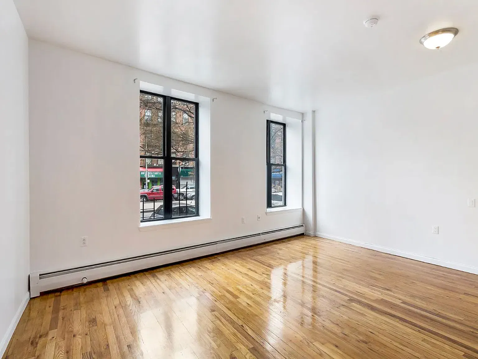133 Edgecombe Avenue — Photo 3