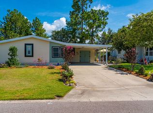 2912 Manatee Rd, Tavares, FL 32778